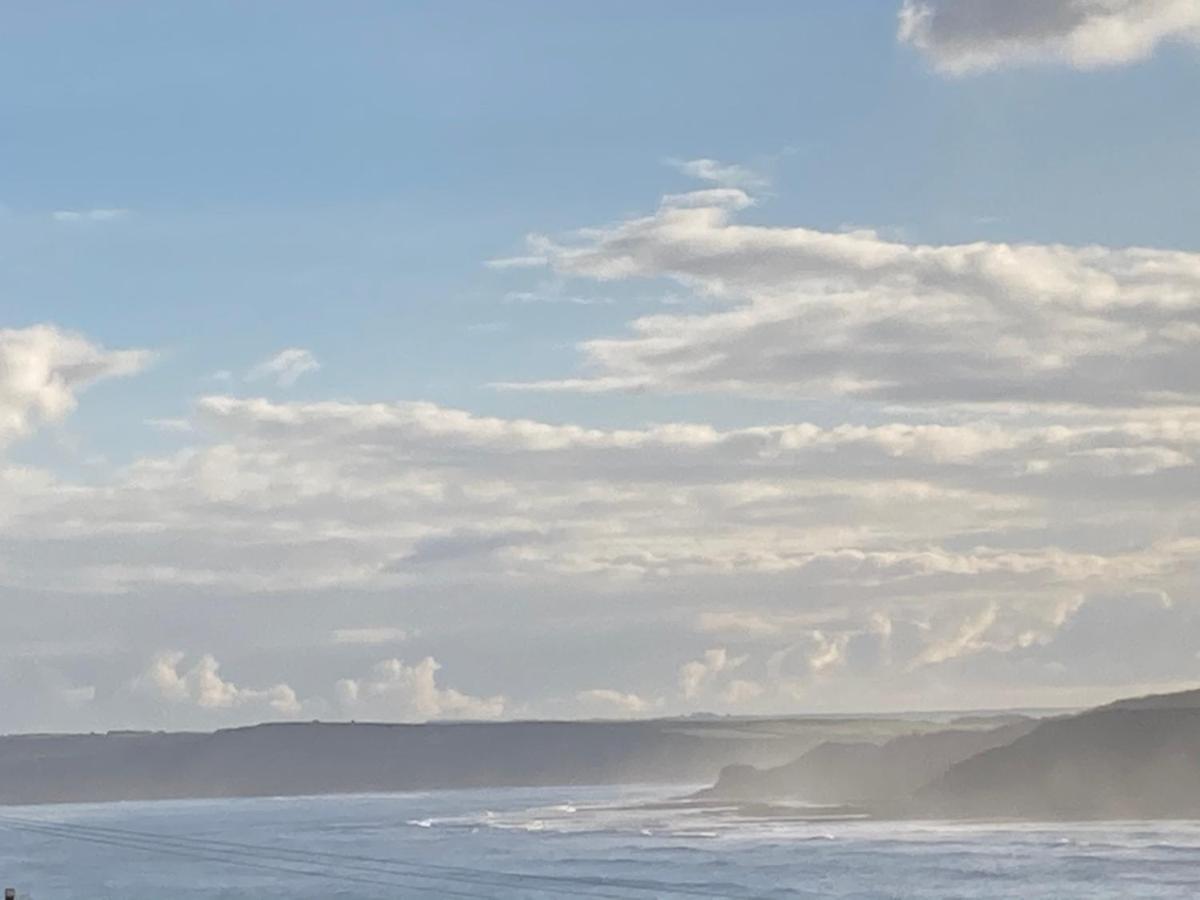 Seascape Scarborough Stunning Seaview Holiday Home Apartment Exterior foto
